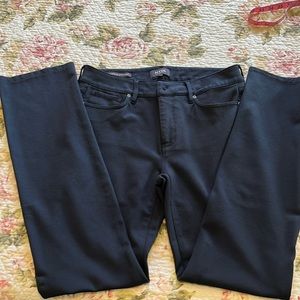 Very good condition NYDJ Marilyn Navy Ponte Stretch Pants size 6